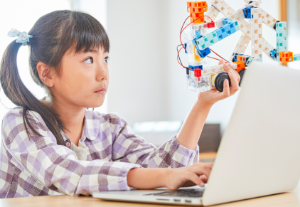 Inspiring Futures: Empowering the Next Generation of Girls in Tech